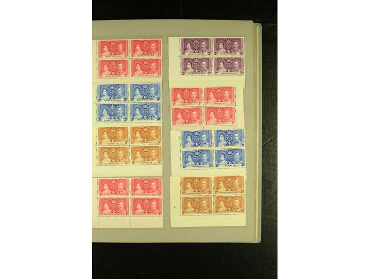 1937, Omnibus-Ausgabe, postfrische Partie im Album, fast ausschließlich in 4er-Blocks
