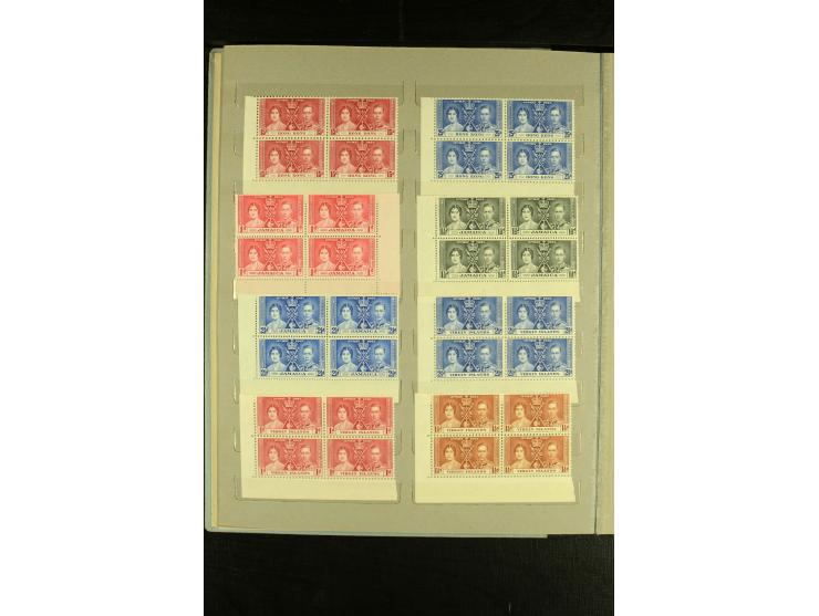 1937, Omnibus-Ausgabe, postfrische Partie im Album, fast ausschließlich in 4er-Blocks
