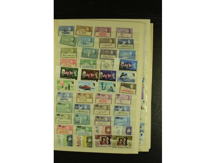 1963/2005, in den Hauptnummern augenscheinlich kpl. postfrische Sammlung bis Anfang 2005, dazu Falkland Despesnecies und Sout