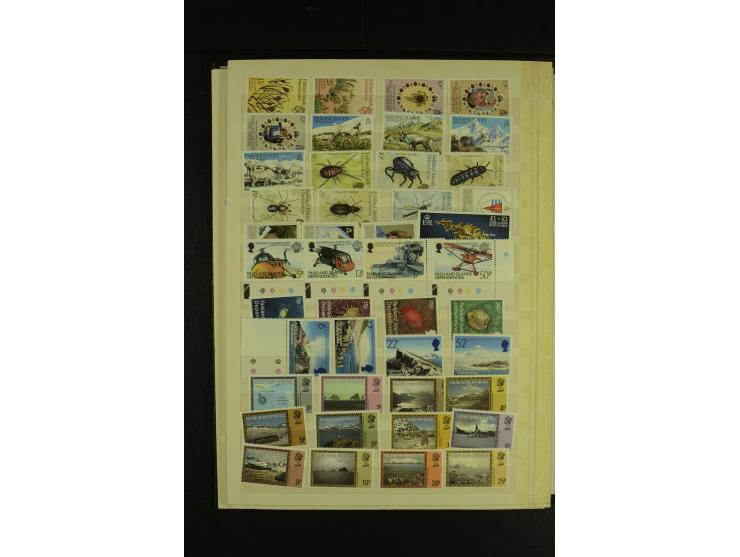 1963/2005, in den Hauptnummern augenscheinlich kpl. postfrische Sammlung bis Anfang 2005, dazu Falkland Despesnecies und Sout
