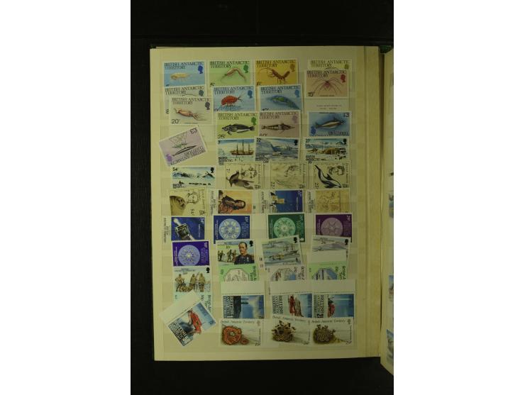1963/2005, in den Hauptnummern augenscheinlich kpl. postfrische Sammlung bis Anfang 2005, dazu Falkland Despesnecies und Sout