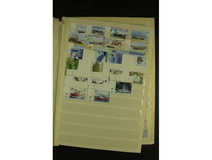 1963/2005, in den Hauptnummern augenscheinlich kpl. postfrische Sammlung bis Anfang 2005, dazu Falkland Despesnecies und Sout