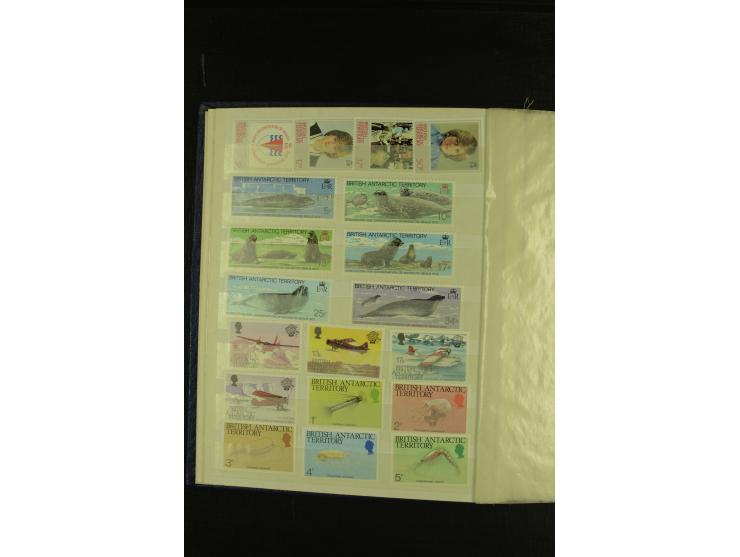 1963/2007, postfrische, mit Unternummern nach Michel kpl. Sammlung im kleinen Einsteckbuch (Mi. ca. 1.970,-)