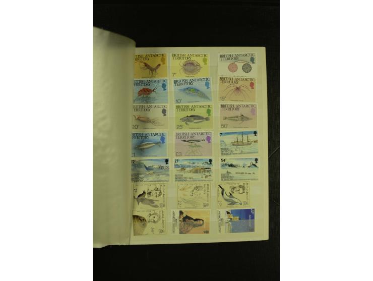 1963/2007, postfrische, mit Unternummern nach Michel kpl. Sammlung im kleinen Einsteckbuch (Mi. ca. 1.970,-)