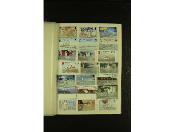 1963/2007, postfrische, mit Unternummern nach Michel kpl. Sammlung im kleinen Einsteckbuch (Mi. ca. 1.970,-)