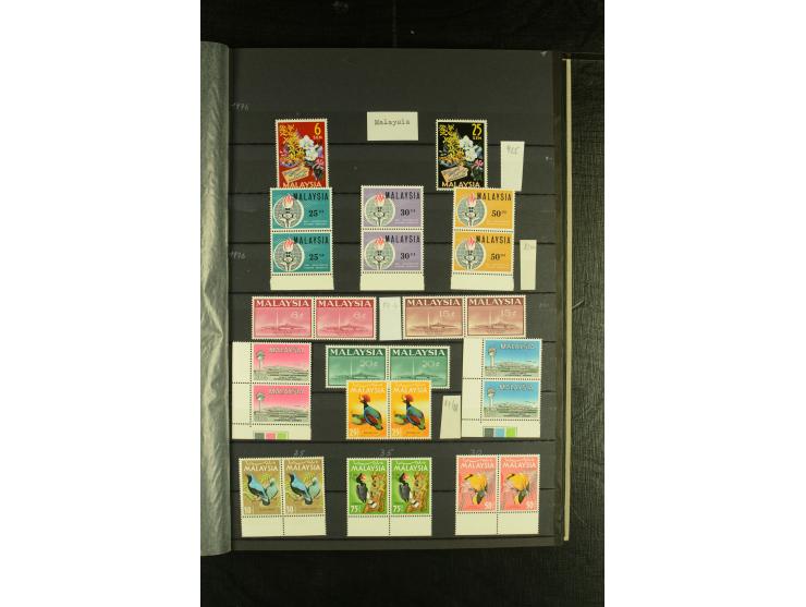 1948/94, postfrische und gestempelte Partie mit Singapur, dabei Malaysia Mi.-Nr. 19-26 in postfrischen Paaren, Doubletten etc