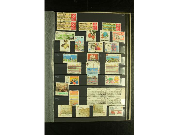 1948/94, postfrische und gestempelte Partie mit Singapur, dabei Malaysia Mi.-Nr. 19-26 in postfrischen Paaren, Doubletten etc