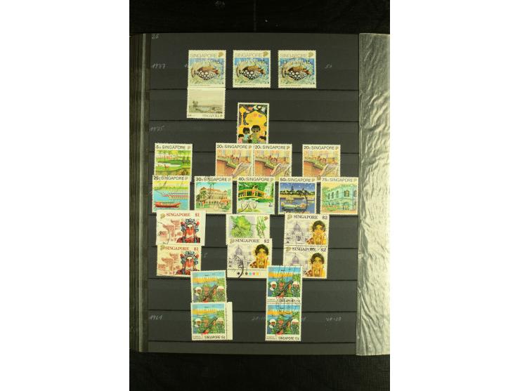 1948/94, postfrische und gestempelte Partie mit Singapur, dabei Malaysia Mi.-Nr. 19-26 in postfrischen Paaren, Doubletten etc