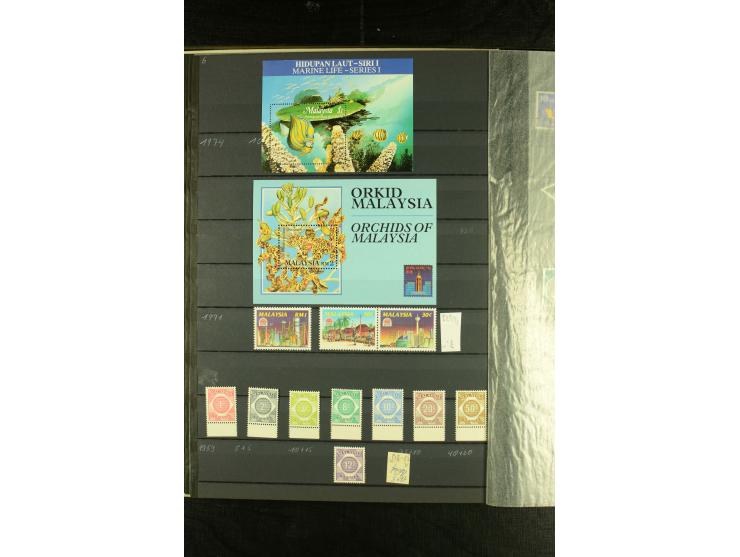 1948/94, postfrische und gestempelte Partie mit Singapur, dabei Malaysia Mi.-Nr. 19-26 in postfrischen Paaren, Doubletten etc