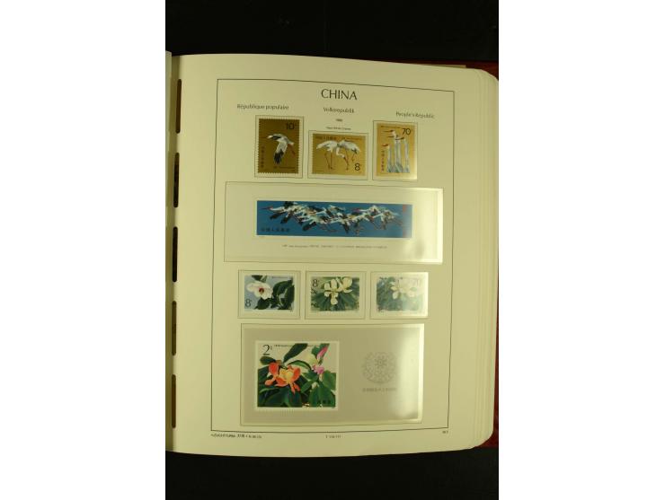 1949/2005, postfrische Sammlung mit u.a. Mi.-Nr. 608-15, 927-34, 948-51, 952-54, 1010-18, 1019, 1025, 1027, 1063-68, 1070-73,