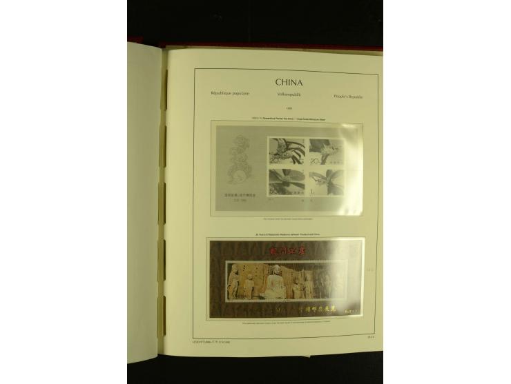1949/2005, postfrische Sammlung mit u.a. Mi.-Nr. 608-15, 927-34, 948-51, 952-54, 1010-18, 1019, 1025, 1027, 1063-68, 1070-73,