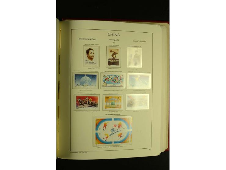 1949/2005, postfrische Sammlung mit u.a. Mi.-Nr. 608-15, 927-34, 948-51, 952-54, 1010-18, 1019, 1025, 1027, 1063-68, 1070-73,