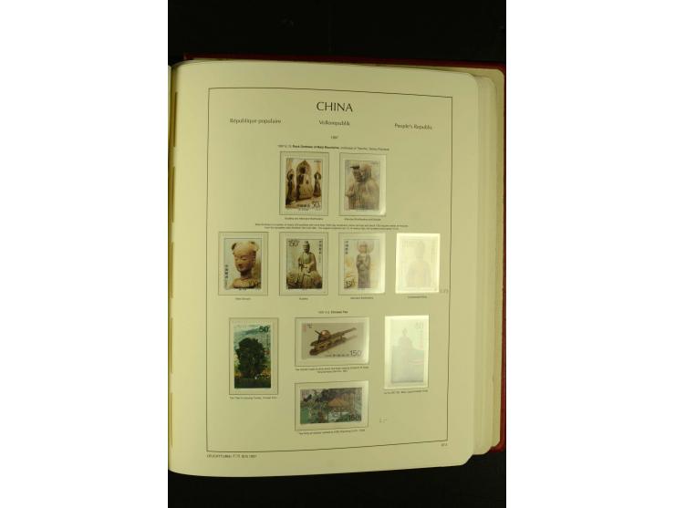 1949/2005, postfrische Sammlung mit u.a. Mi.-Nr. 608-15, 927-34, 948-51, 952-54, 1010-18, 1019, 1025, 1027, 1063-68, 1070-73,
