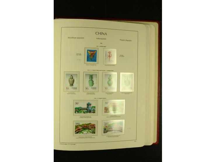 1949/2005, postfrische Sammlung mit u.a. Mi.-Nr. 608-15, 927-34, 948-51, 952-54, 1010-18, 1019, 1025, 1027, 1063-68, 1070-73,