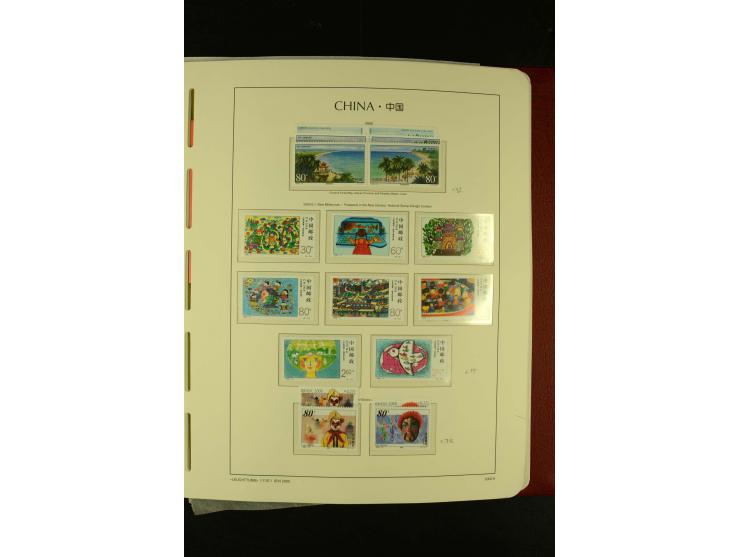 1949/2005, postfrische Sammlung mit u.a. Mi.-Nr. 608-15, 927-34, 948-51, 952-54, 1010-18, 1019, 1025, 1027, 1063-68, 1070-73,