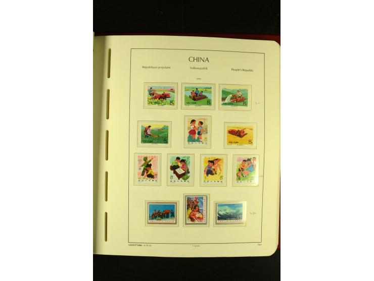1949/2005, postfrische Sammlung mit u.a. Mi.-Nr. 608-15, 927-34, 948-51, 952-54, 1010-18, 1019, 1025, 1027, 1063-68, 1070-73,