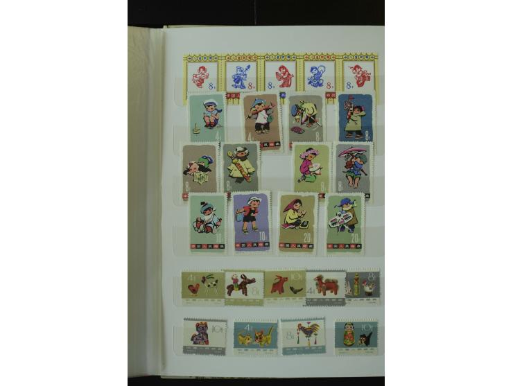 1949/74, postfrische Sammlung mit u.a. Mi.-Nr. 689-98, 1070-73, 1074-82, 1126-31, 1144-47 etc.