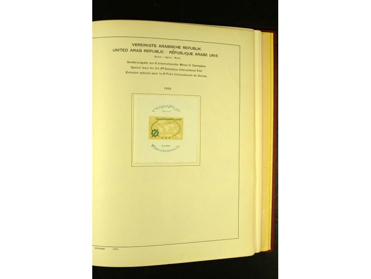 1875/1972 (ca.), ungebrauchte und gestempelte Sammlung mit besseren Ausgaben in 2 Schaubek-Alben