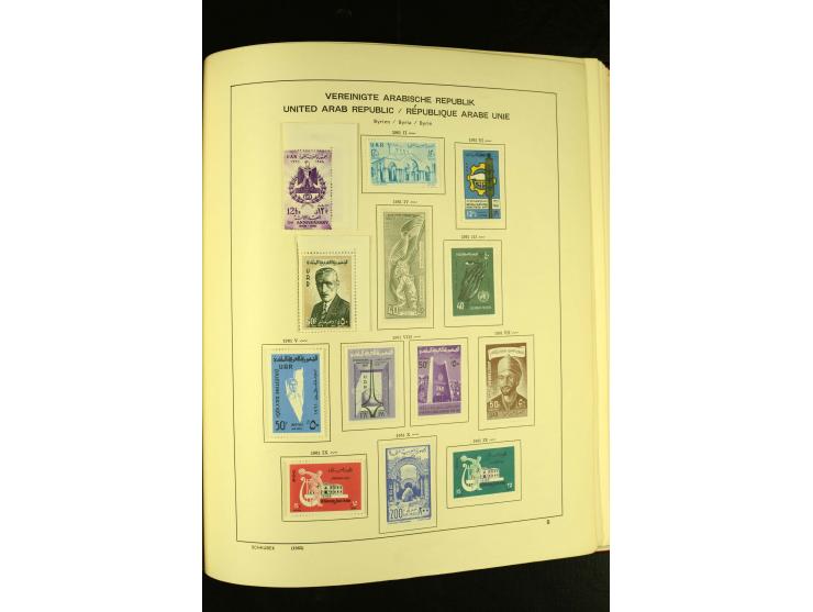 1875/1972 (ca.), ungebrauchte und gestempelte Sammlung mit besseren Ausgaben in 2 Schaubek-Alben