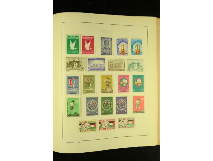 1875/1972 (ca.), ungebrauchte und gestempelte Sammlung mit besseren Ausgaben in 2 Schaubek-Alben