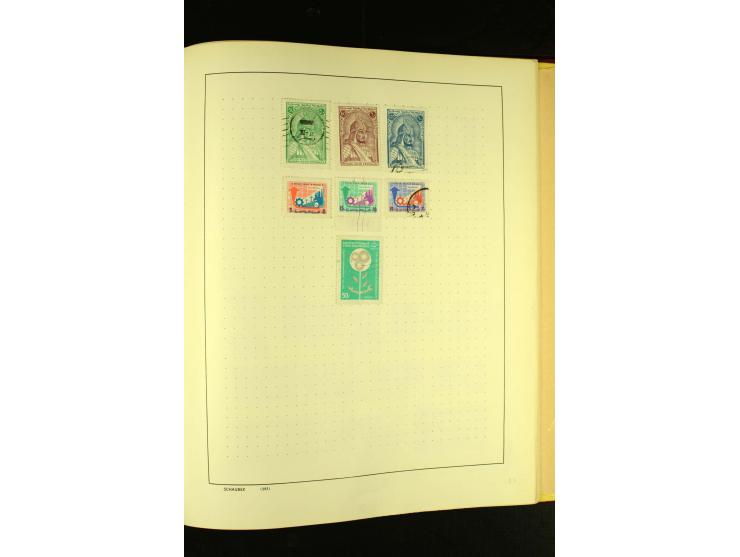 1875/1972 (ca.), ungebrauchte und gestempelte Sammlung mit besseren Ausgaben in 2 Schaubek-Alben