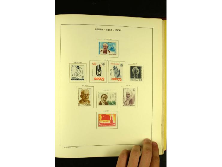 1875/1972 (ca.), ungebrauchte und gestempelte Sammlung mit besseren Ausgaben in 2 Schaubek-Alben