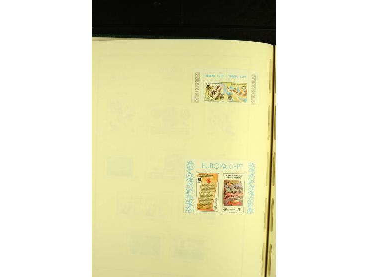 1949/86, postfrische kpl. Sammlung mit einigen wenigen ungebrauchten in 2 Leuchtturm-Alben