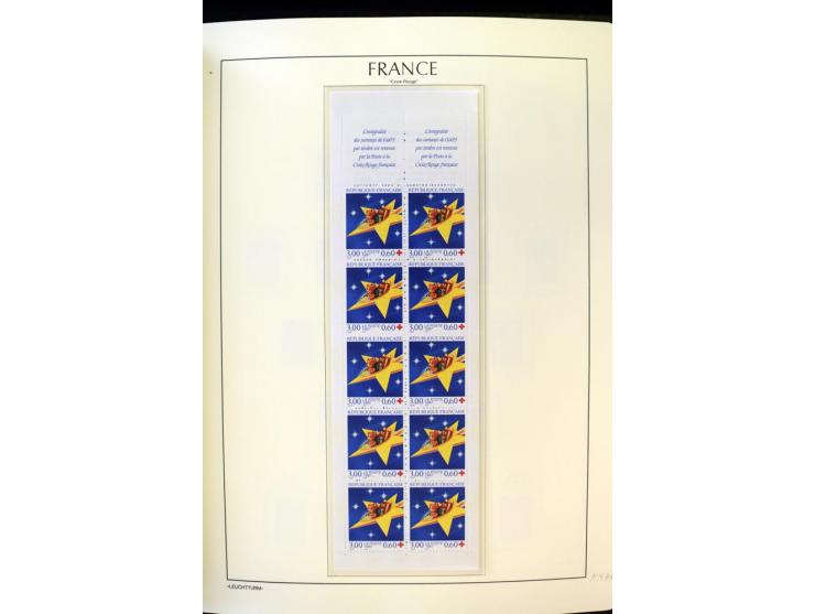 1853/2008, postfrische und ungebrauchte, sehr reichhaltige Sammlung mit u.a. Mi.-Nr. 152, 220-21, 305-11, 321, 326-27, Bl.2 (