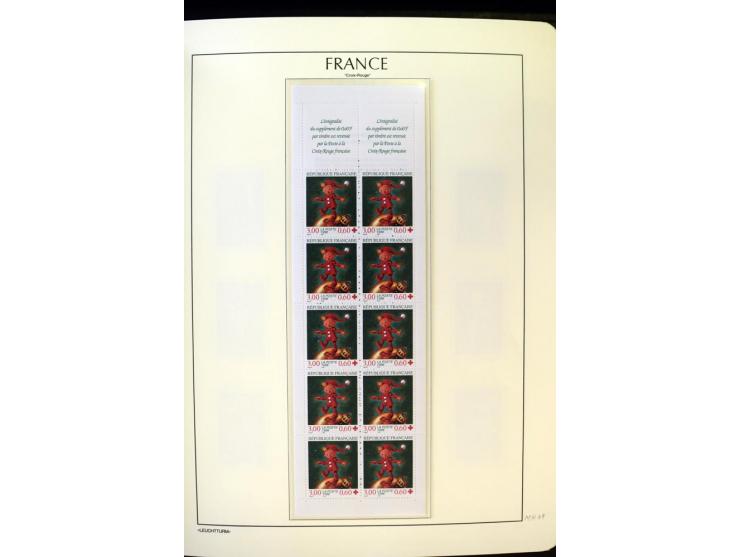 1853/2008, postfrische und ungebrauchte, sehr reichhaltige Sammlung mit u.a. Mi.-Nr. 152, 220-21, 305-11, 321, 326-27, Bl.2 (