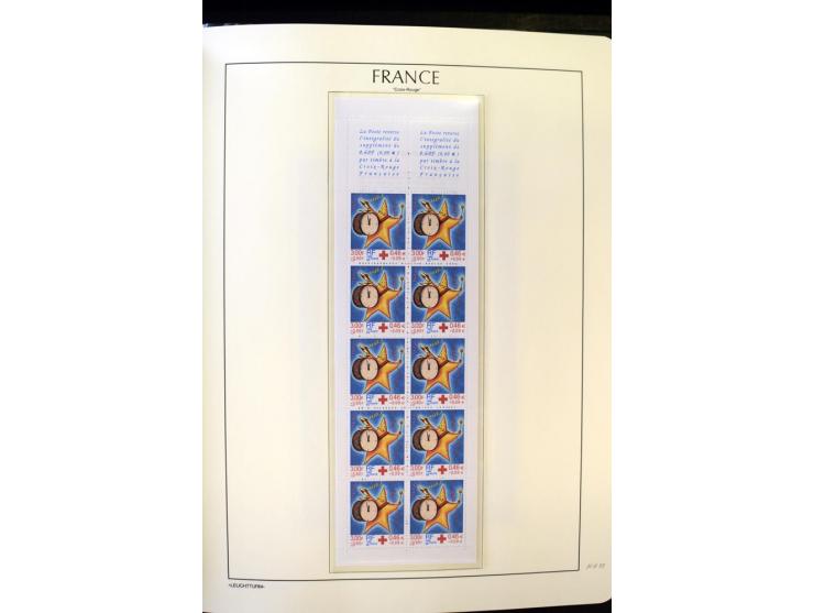 1853/2008, postfrische und ungebrauchte, sehr reichhaltige Sammlung mit u.a. Mi.-Nr. 152, 220-21, 305-11, 321, 326-27, Bl.2 (