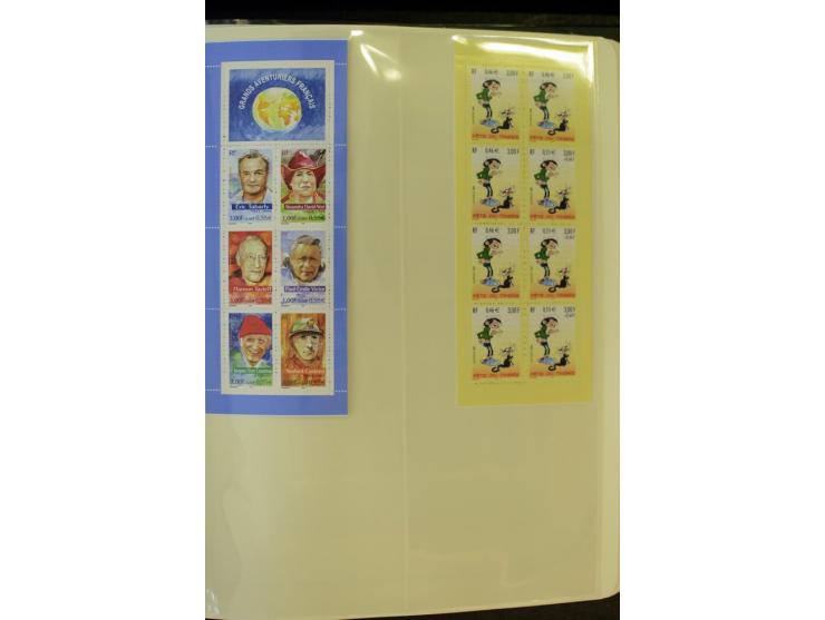 1853/2008, postfrische und ungebrauchte, sehr reichhaltige Sammlung mit u.a. Mi.-Nr. 152, 220-21, 305-11, 321, 326-27, Bl.2 (