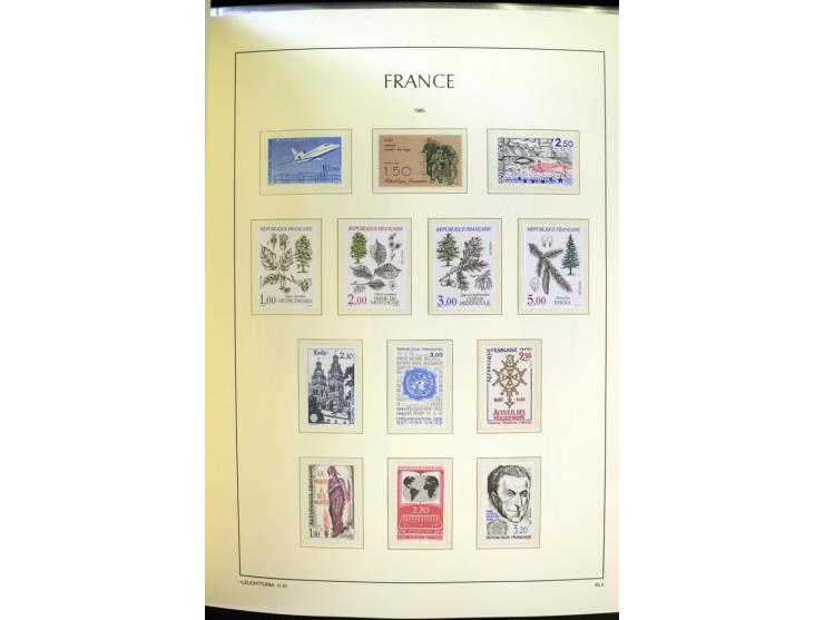 1853/2008, postfrische und ungebrauchte, sehr reichhaltige Sammlung mit u.a. Mi.-Nr. 152, 220-21, 305-11, 321, 326-27, Bl.2 (