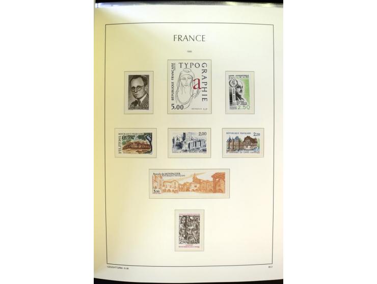 1853/2008, postfrische und ungebrauchte, sehr reichhaltige Sammlung mit u.a. Mi.-Nr. 152, 220-21, 305-11, 321, 326-27, Bl.2 (