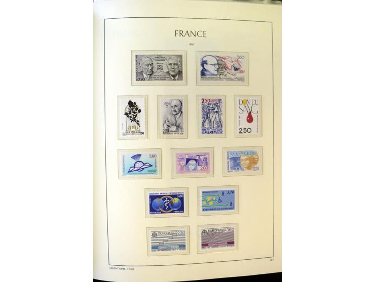 1853/2008, postfrische und ungebrauchte, sehr reichhaltige Sammlung mit u.a. Mi.-Nr. 152, 220-21, 305-11, 321, 326-27, Bl.2 (