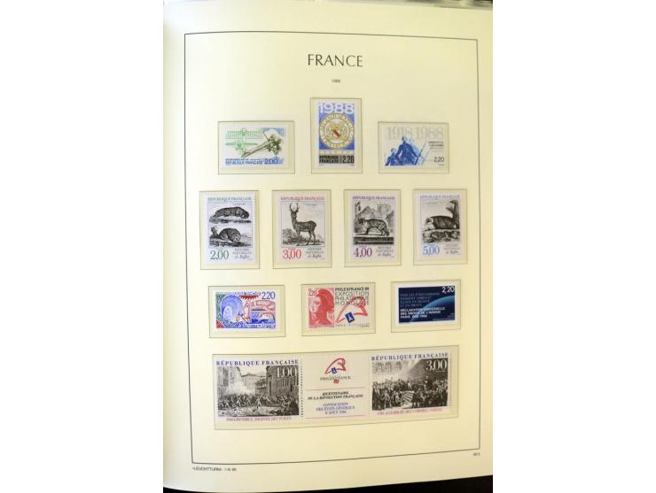 1853/2008, postfrische und ungebrauchte, sehr reichhaltige Sammlung mit u.a. Mi.-Nr. 152, 220-21, 305-11, 321, 326-27, Bl.2 (