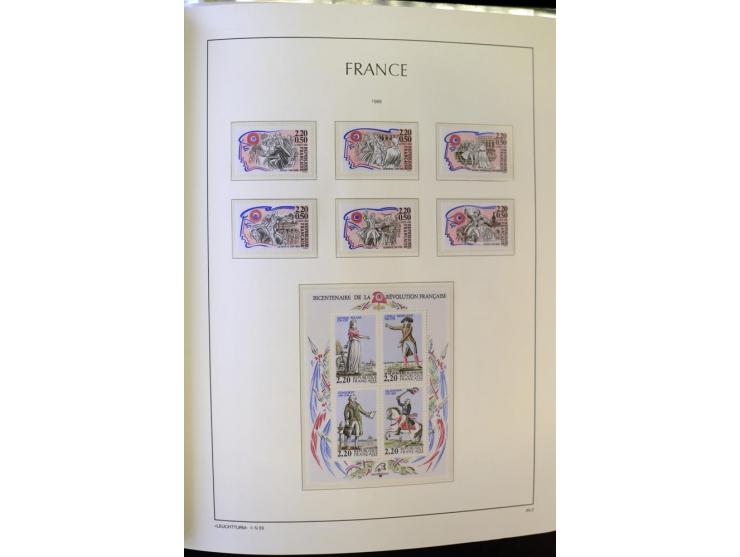 1853/2008, postfrische und ungebrauchte, sehr reichhaltige Sammlung mit u.a. Mi.-Nr. 152, 220-21, 305-11, 321, 326-27, Bl.2 (