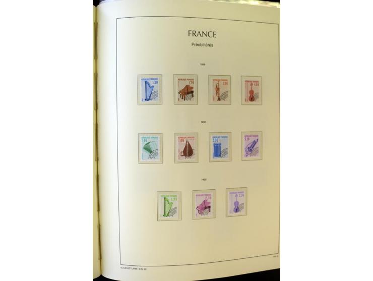 1853/2008, postfrische und ungebrauchte, sehr reichhaltige Sammlung mit u.a. Mi.-Nr. 152, 220-21, 305-11, 321, 326-27, Bl.2 (