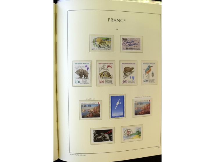 1853/2008, postfrische und ungebrauchte, sehr reichhaltige Sammlung mit u.a. Mi.-Nr. 152, 220-21, 305-11, 321, 326-27, Bl.2 (
