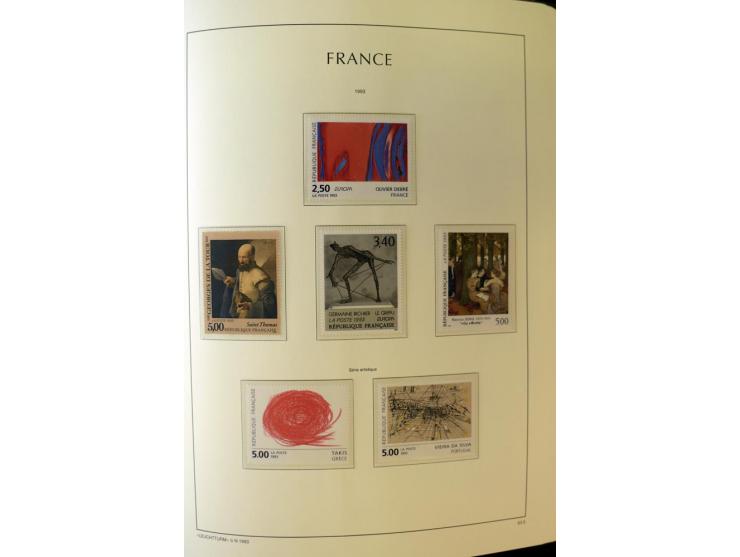 1853/2008, postfrische und ungebrauchte, sehr reichhaltige Sammlung mit u.a. Mi.-Nr. 152, 220-21, 305-11, 321, 326-27, Bl.2 (