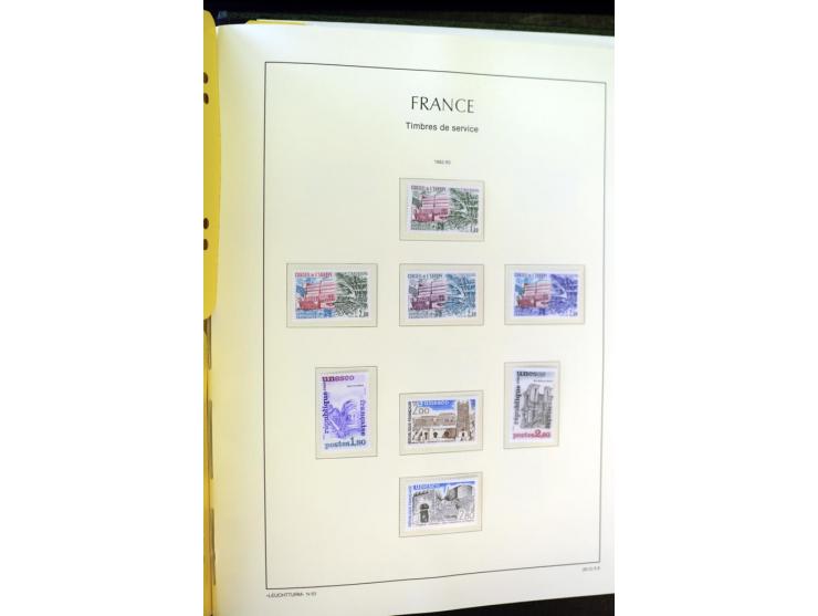 1853/2008, postfrische und ungebrauchte, sehr reichhaltige Sammlung mit u.a. Mi.-Nr. 152, 220-21, 305-11, 321, 326-27, Bl.2 (