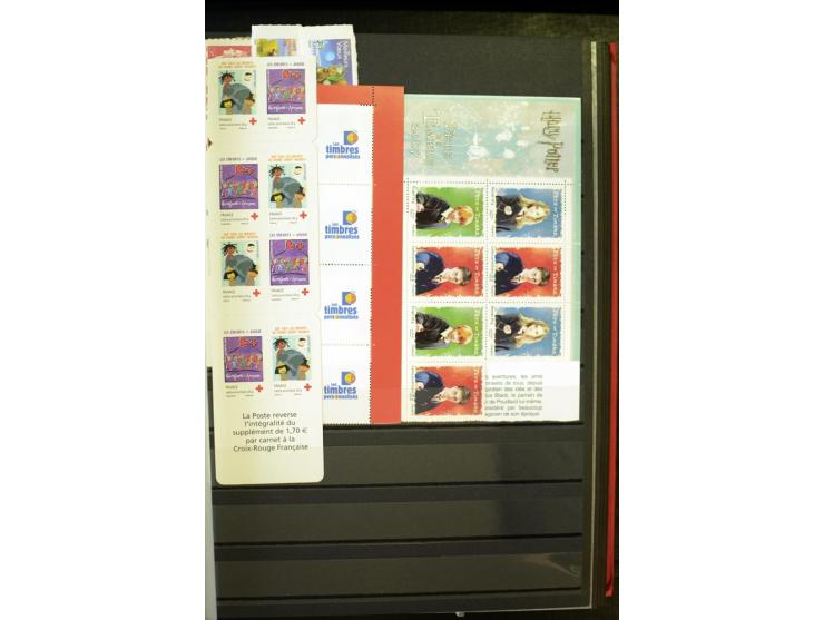 1853/2008, postfrische und ungebrauchte, sehr reichhaltige Sammlung mit u.a. Mi.-Nr. 152, 220-21, 305-11, 321, 326-27, Bl.2 (