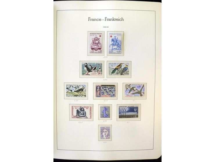 1853/2008, postfrische und ungebrauchte, sehr reichhaltige Sammlung mit u.a. Mi.-Nr. 152, 220-21, 305-11, 321, 326-27, Bl.2 (