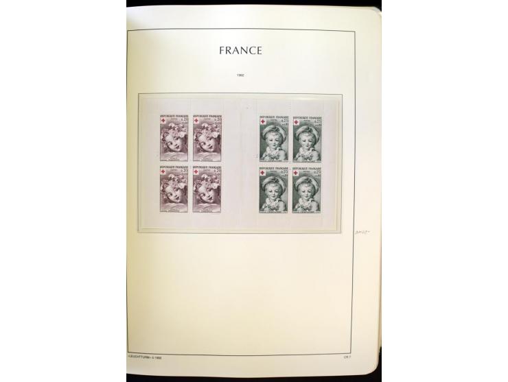 1853/2008, postfrische und ungebrauchte, sehr reichhaltige Sammlung mit u.a. Mi.-Nr. 152, 220-21, 305-11, 321, 326-27, Bl.2 (