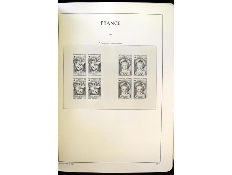1853/2008, postfrische und ungebrauchte, sehr reichhaltige Sammlung mit u.a. Mi.-Nr. 152, 220-21, 305-11, 321, 326-27, Bl.2 (