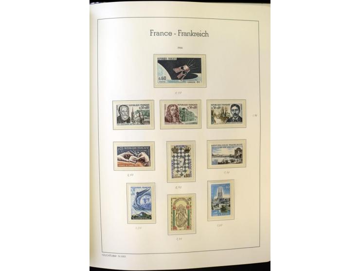 1853/2008, postfrische und ungebrauchte, sehr reichhaltige Sammlung mit u.a. Mi.-Nr. 152, 220-21, 305-11, 321, 326-27, Bl.2 (