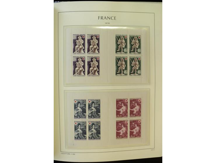 1853/2008, postfrische und ungebrauchte, sehr reichhaltige Sammlung mit u.a. Mi.-Nr. 152, 220-21, 305-11, 321, 326-27, Bl.2 (