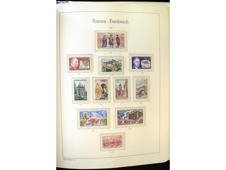 1853/2008, postfrische und ungebrauchte, sehr reichhaltige Sammlung mit u.a. Mi.-Nr. 152, 220-21, 305-11, 321, 326-27, Bl.2 (