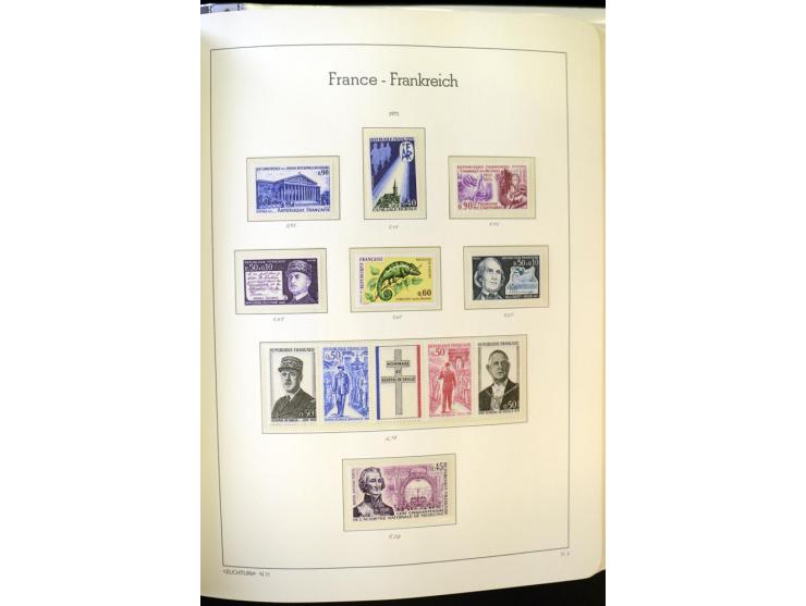 1853/2008, postfrische und ungebrauchte, sehr reichhaltige Sammlung mit u.a. Mi.-Nr. 152, 220-21, 305-11, 321, 326-27, Bl.2 (