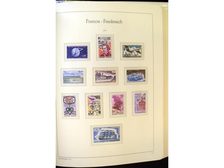 1853/2008, postfrische und ungebrauchte, sehr reichhaltige Sammlung mit u.a. Mi.-Nr. 152, 220-21, 305-11, 321, 326-27, Bl.2 (