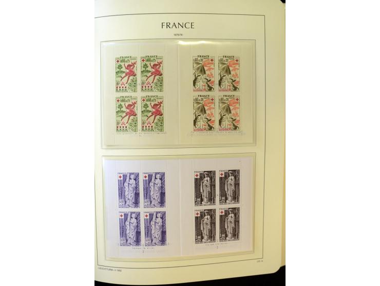 1853/2008, postfrische und ungebrauchte, sehr reichhaltige Sammlung mit u.a. Mi.-Nr. 152, 220-21, 305-11, 321, 326-27, Bl.2 (